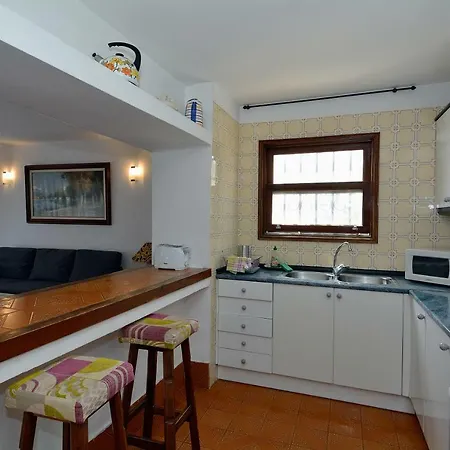 3br House - Solarium & Shower Terrace