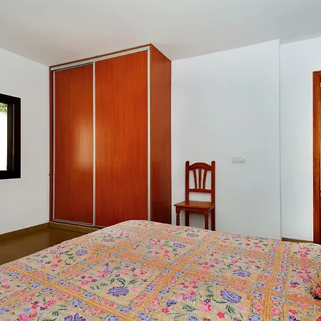 3br House - Solarium & Shower Terrace Villa
